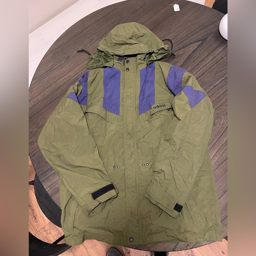 Vintage Adidas raincoat in 90’s color way! Size Large